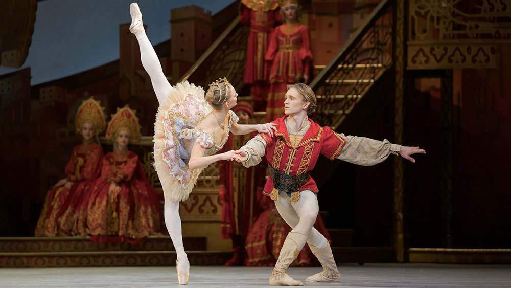 Larkin Miller and Genevieve Penn Nabity in The Nutcracker