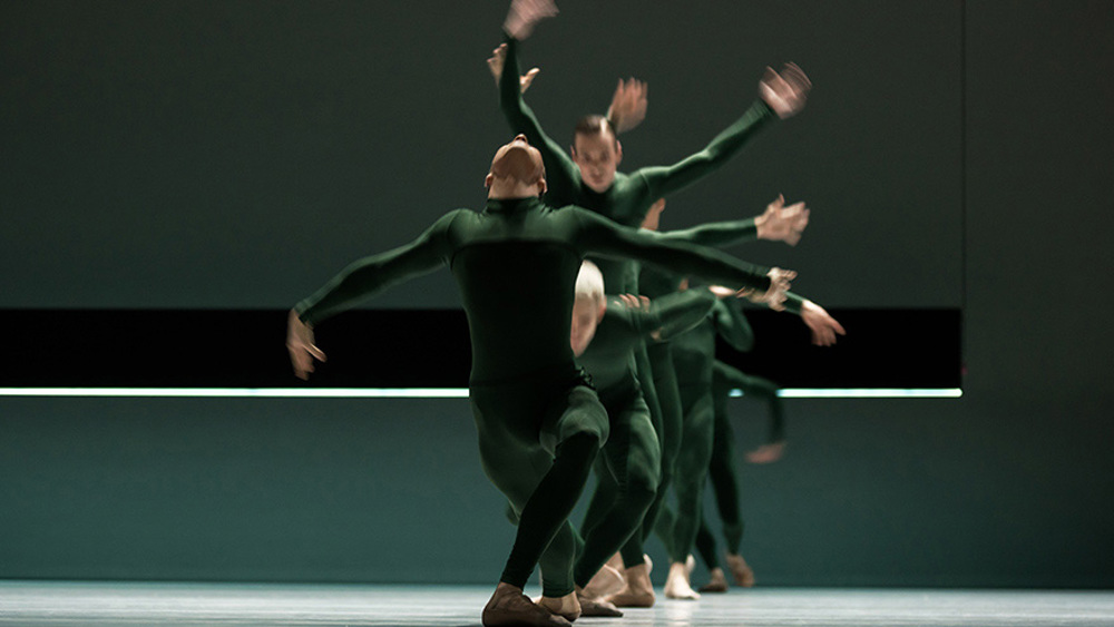 Artists of Semperoper Ballett in The Four Seasons.