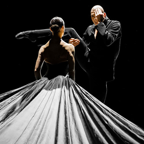 Eline Larrory and Severin Brunhuber of Bayerisches Staatsballett in Silent Screen.