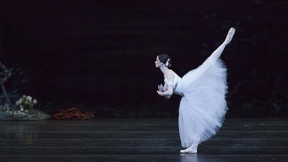 Svetlana Lunkina in Giselle. Photo by Aleksandar Antonijevic. 