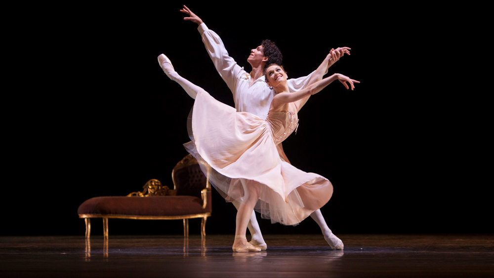 Jurgita Dronina and Isaac Hernandez in Manon.